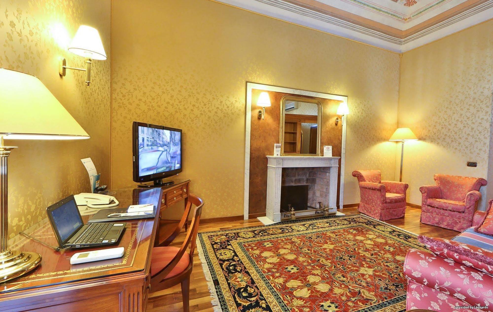 Phi Hotel Principe Кунео Экстерьер фото